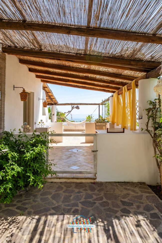 Villa Singola in vendita a Santa Marina Salina