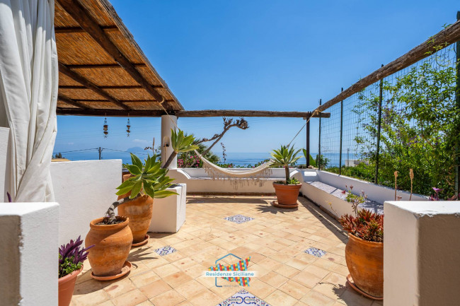 Villa Singola in vendita a Santa Marina Salina