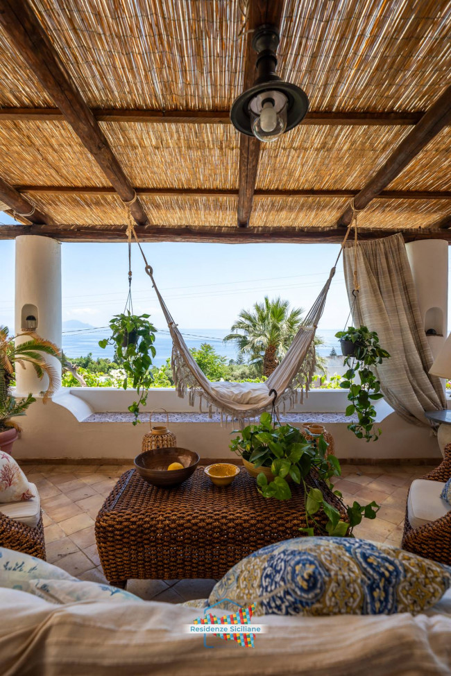 Villa Singola in vendita a Santa Marina Salina