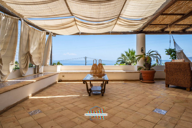 Villa Singola in vendita a Santa Marina Salina