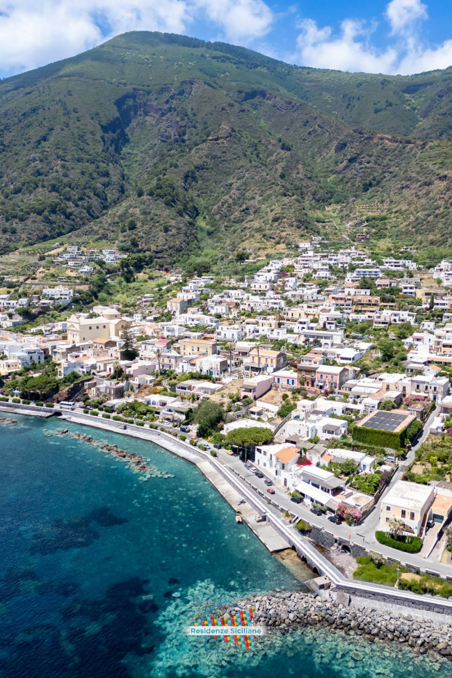 Villa Singola in vendita a Santa Marina Salina