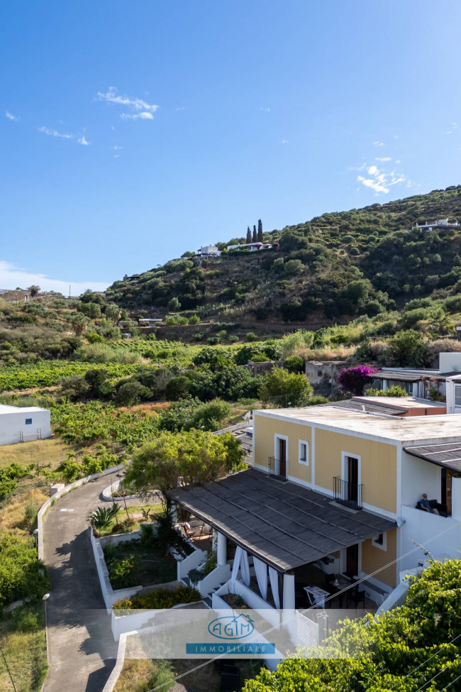 Casa Indipendente in vendita a Santa Marina Salina