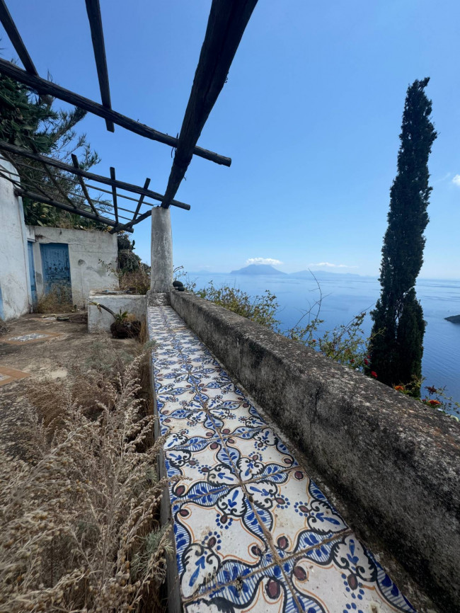Rudere in vendita a Lipari