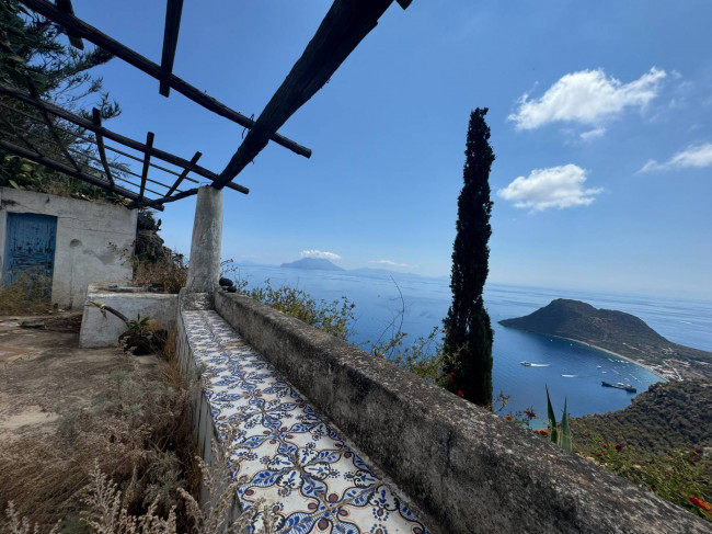 Rudere in vendita a Lipari