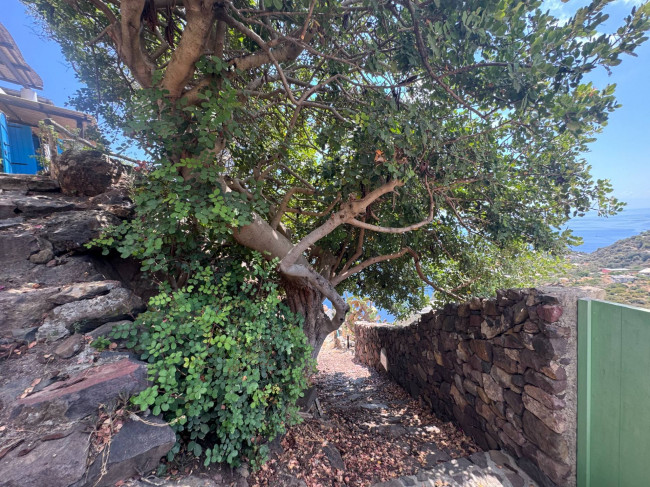 Rudere in vendita a Lipari
