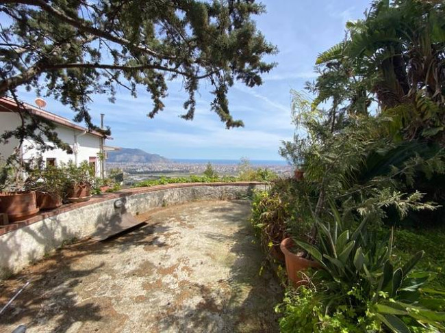 Appartamento in Villa in affitto a Palermo