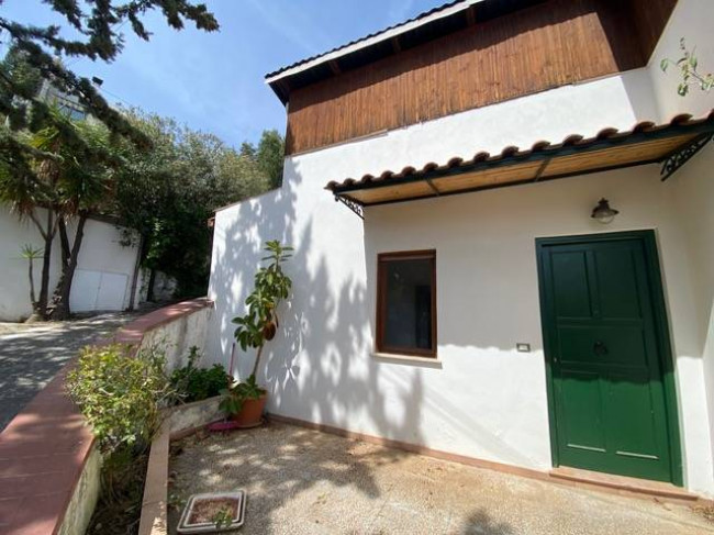 Appartamento in Villa in affitto a Palermo