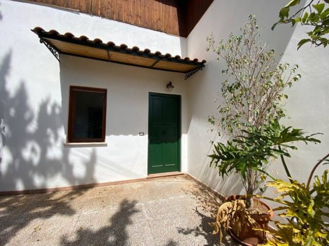 Appartamento in Villa in affitto a Palermo