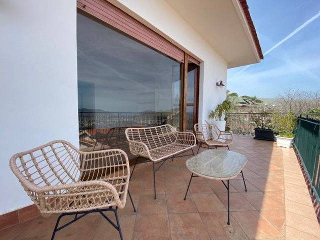 Appartamento in Villa in affitto a Palermo