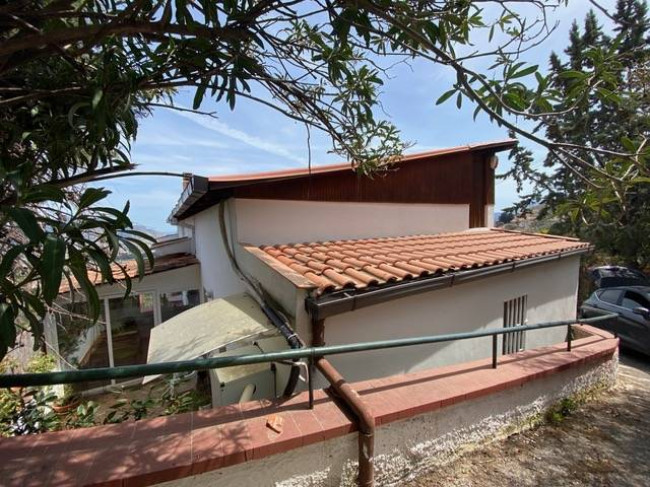 Appartamento in Villa in affitto a Palermo