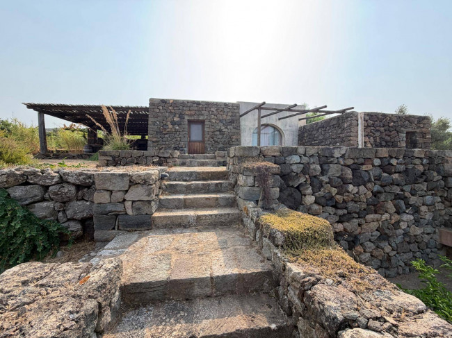 Villa Singola in vendita a Pantelleria