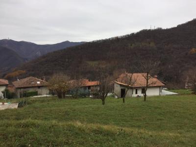 terreno edificabile a Rezzago