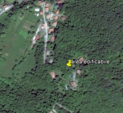 terreno edificabile a Lasnigo