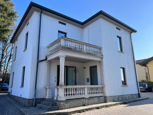 Ufficio a Lurago d'Erba