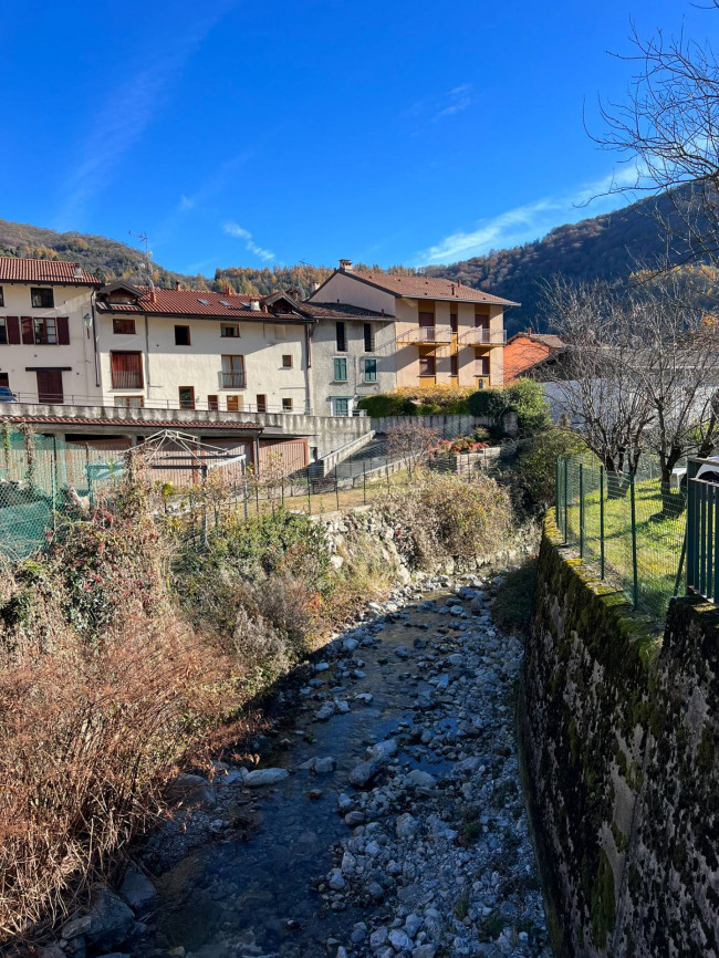 Porzione di casa a Barni