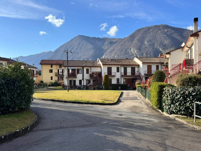 bilocale con giardino a Canzo