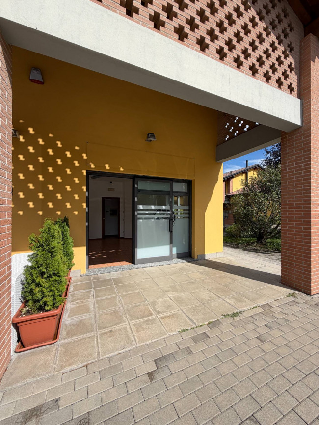 Locale Commerciale a Eupilio