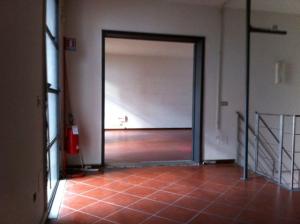 Fondo commerciale in affitto a Corso Italia, Pisa (PI)