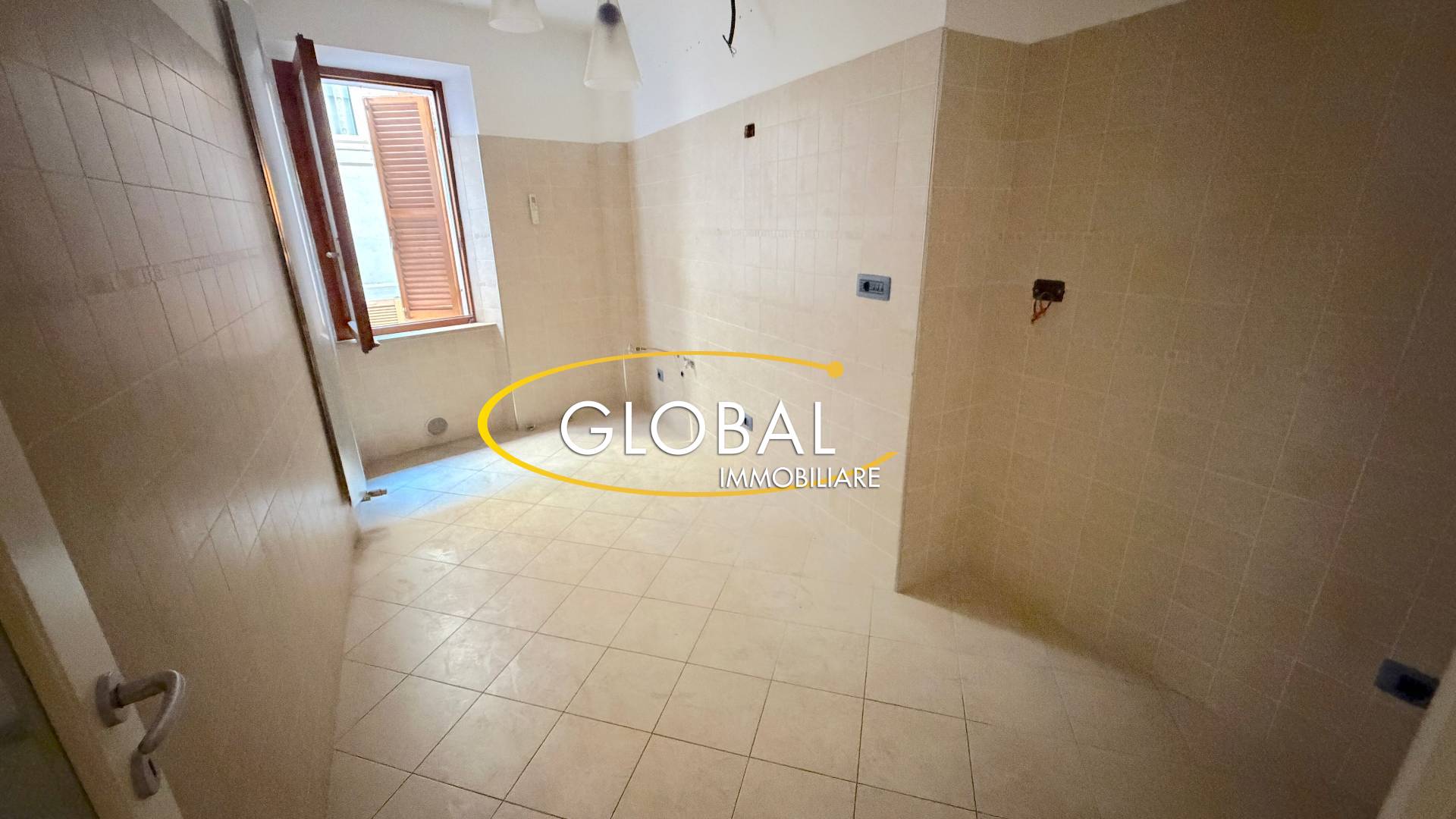 Appartamento in vendita a Ancona, Centro - foto 4