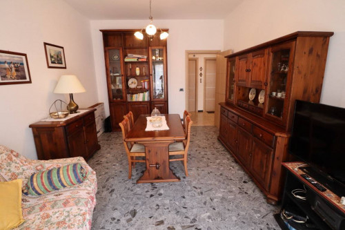 Three-room flat for Sale to Andora