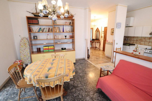 QUADRILOCALE in vendita a Andora