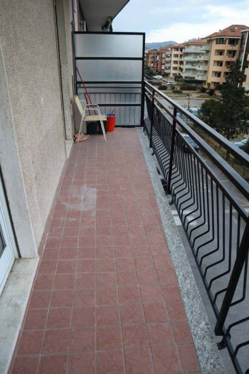 QUADRILOCALE in vendita a Andora