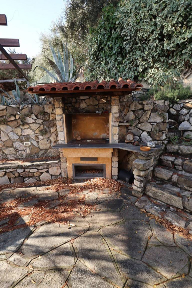 VILLA in vendita a Andora
