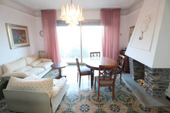 VILLA in vendita a Andora