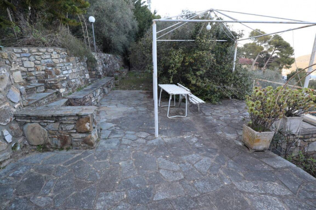 VILLA in vendita a Andora