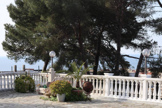 BILOCALE in vendita a Andora