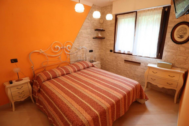 APPARTAMENTO IN VILLA in vendita a Andora