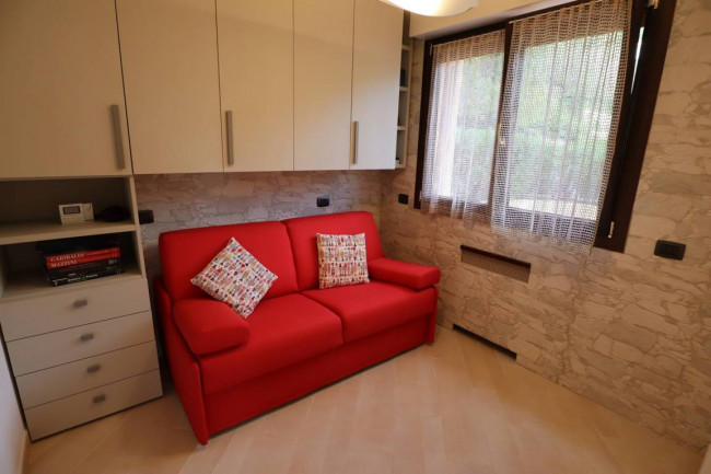 APPARTAMENTO IN VILLA in vendita a Andora