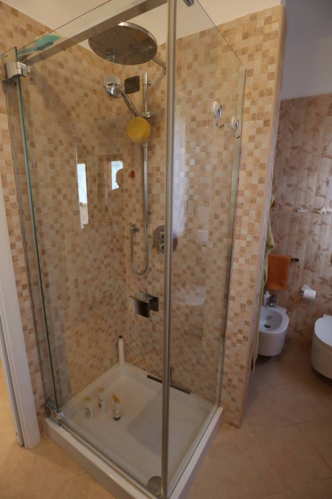 APPARTAMENTO IN VILLA in vendita a Andora