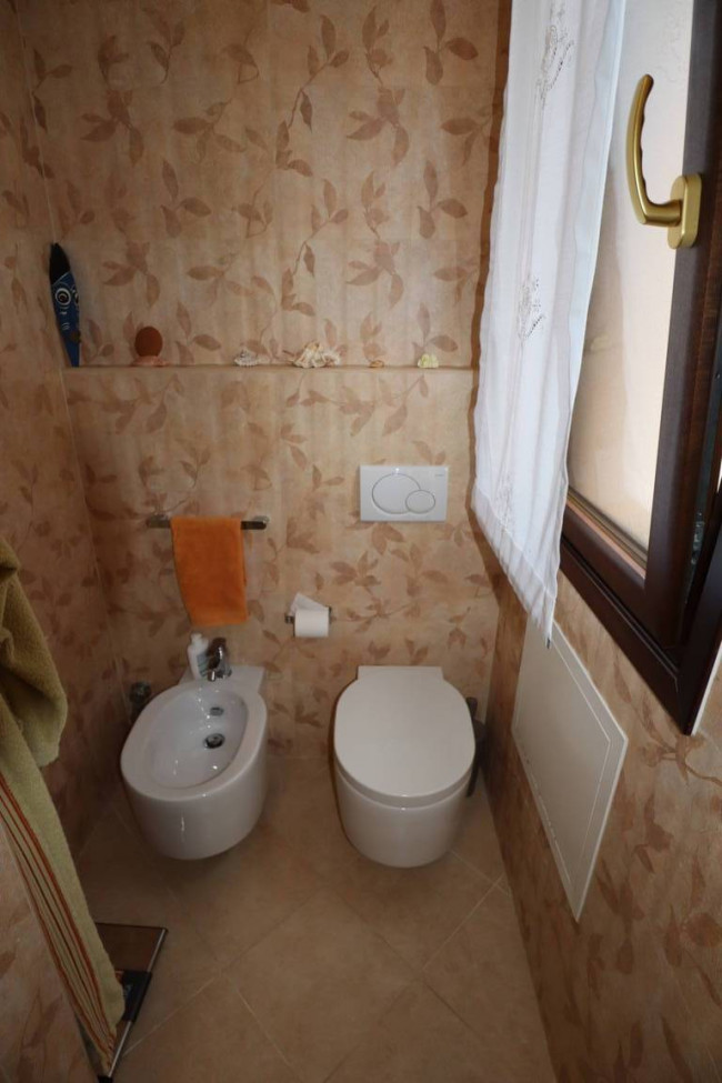 APPARTAMENTO IN VILLA in vendita a Andora