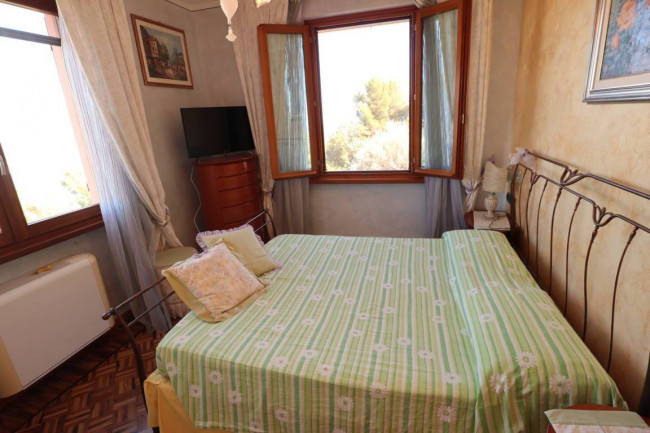 VILLA in vendita a Andora