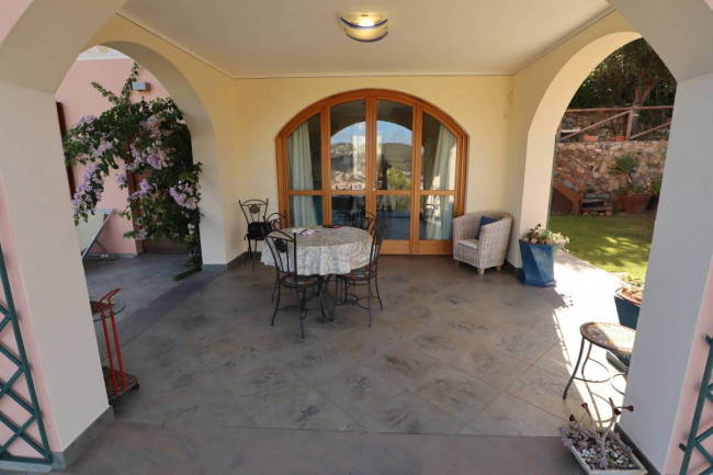 VILLA in vendita a Andora