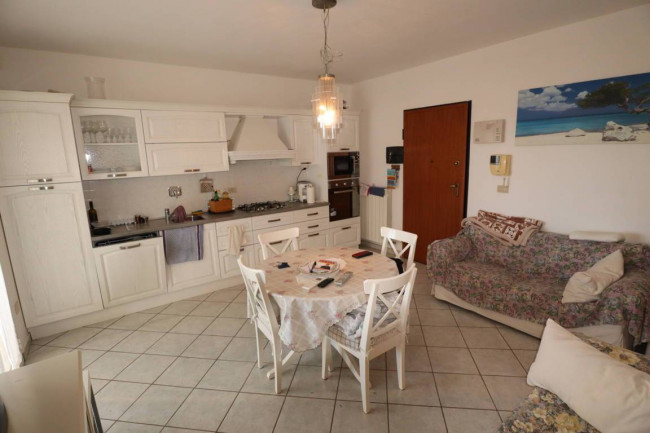APPARTAMENTO IN VILLA in vendita a Andora