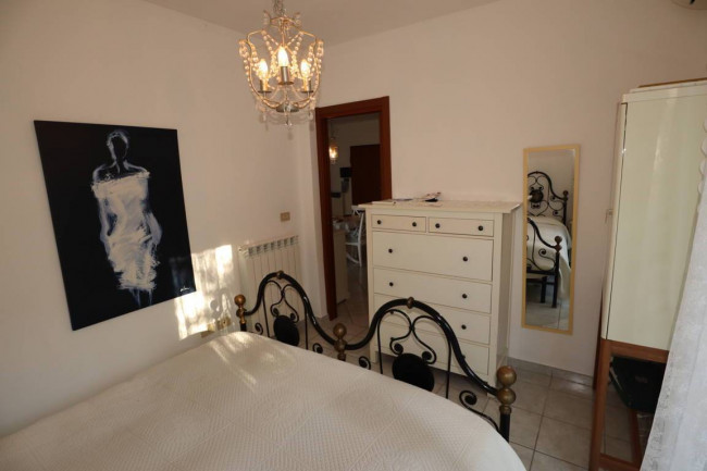 APPARTAMENTO IN VILLA in vendita a Andora
