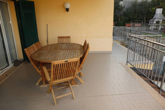 APPARTAMENTO IN VILLA in vendita a Andora