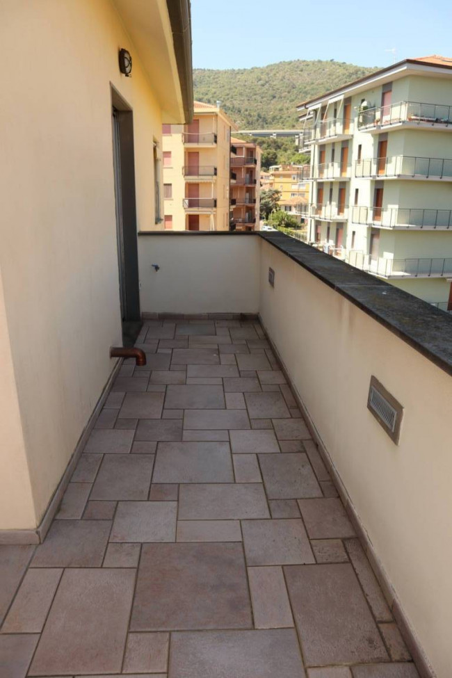 TRILOCALE in vendita a Andora