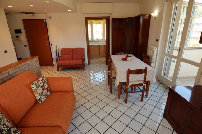TRILOCALE in vendita a Andora