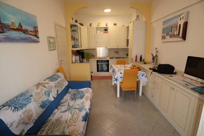 BILOCALE in vendita a Andora