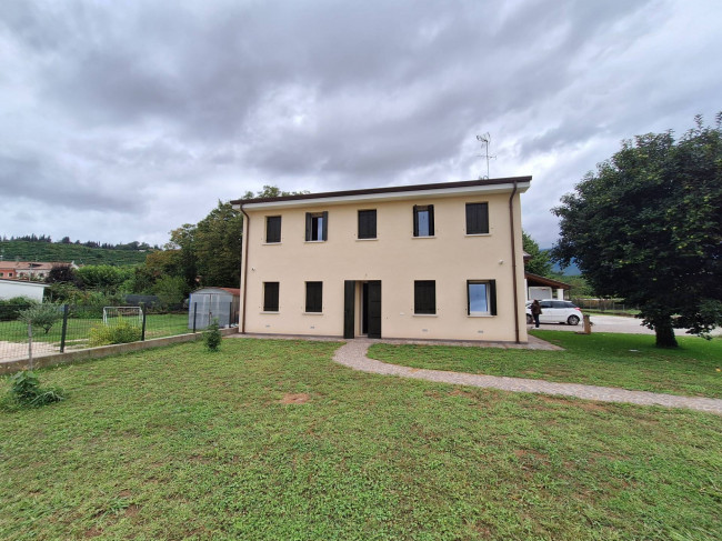 Villa in affitto a Vidor (TV)