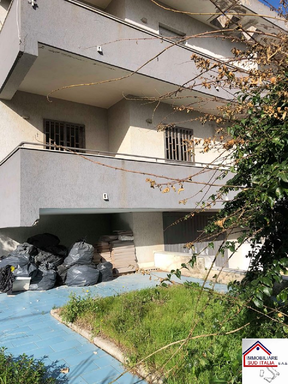 Villa GIUGLIANO IN CAMPANIA vendita  Lago Patria  Immobiliare Sud Italia