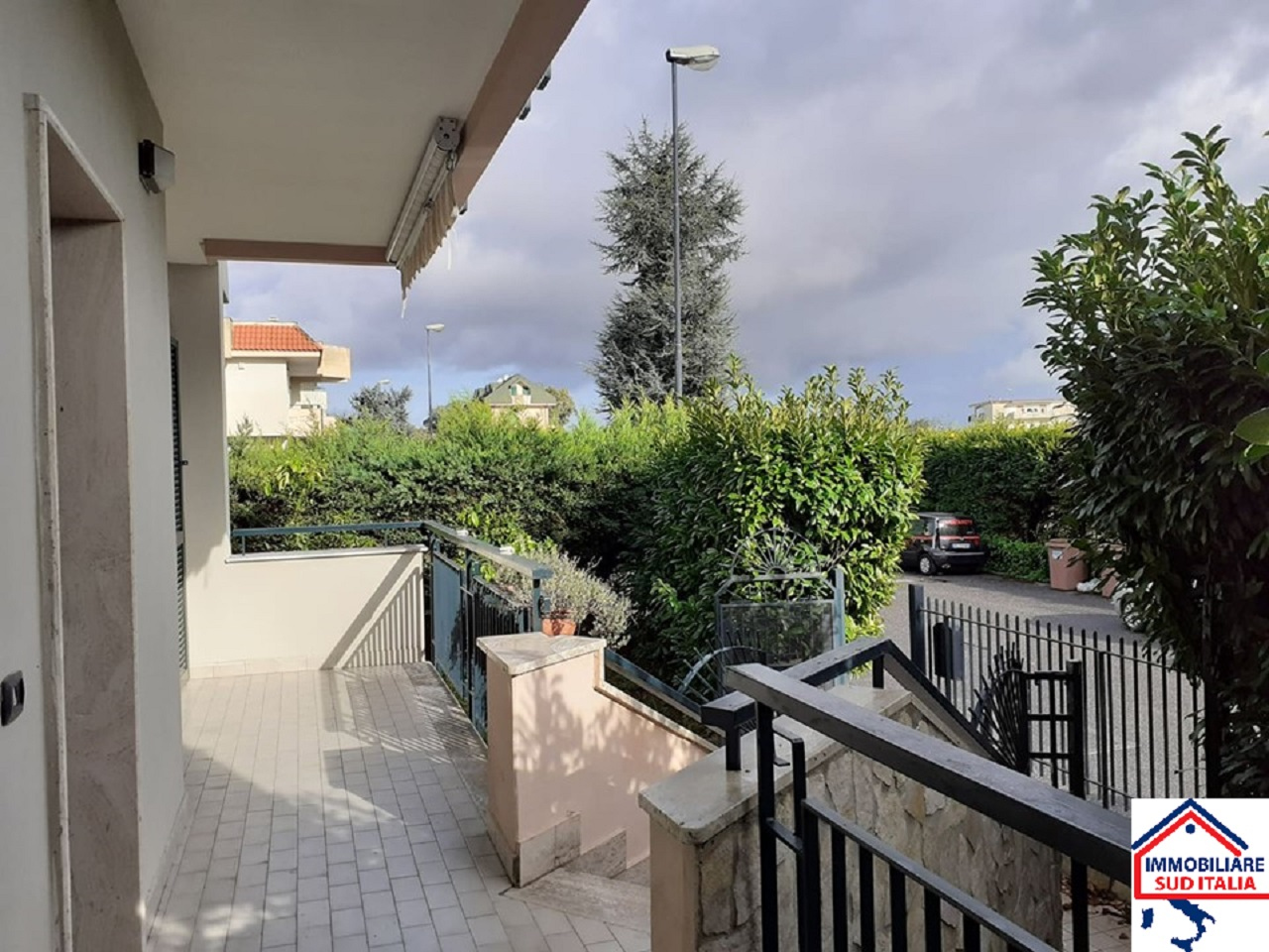 Villa GIUGLIANO IN CAMPANIA vendita  Varcaturo  Immobiliare Sud Italia