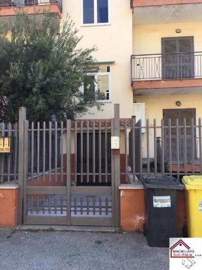 Appartamento in vendita a Varcaturo, Giugliano In Campania (NA)