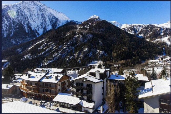 Appartamento in vendita a Courmayeur