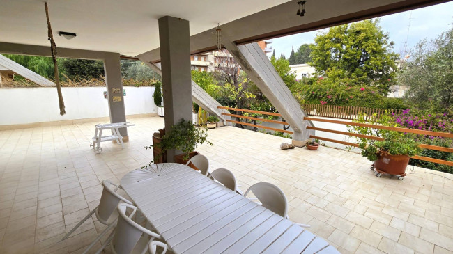 Villa in vendita a Bari