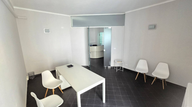 Studio/Ufficio in affitto a Bari