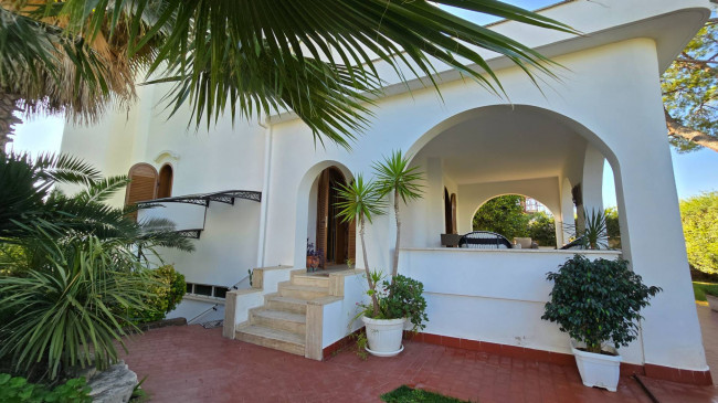 Villa in vendita a Bari